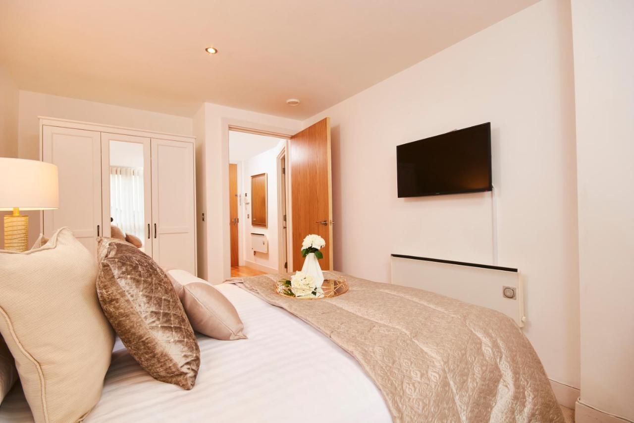 شقة Deluxe City Centre Apt Balcony View& Free Parking! ليدز المظهر الخارجي الصورة